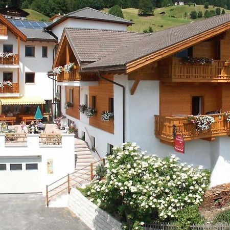 Hotel Tonnerhof Racines Exterior photo