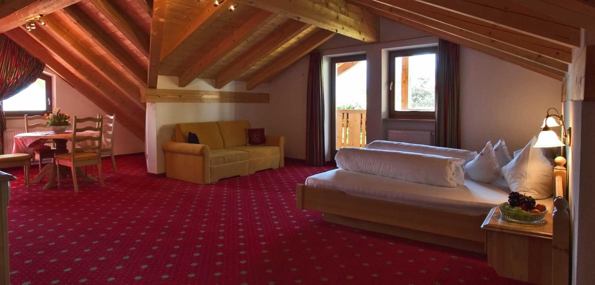 Hotel Tonnerhof Racines Exterior photo
