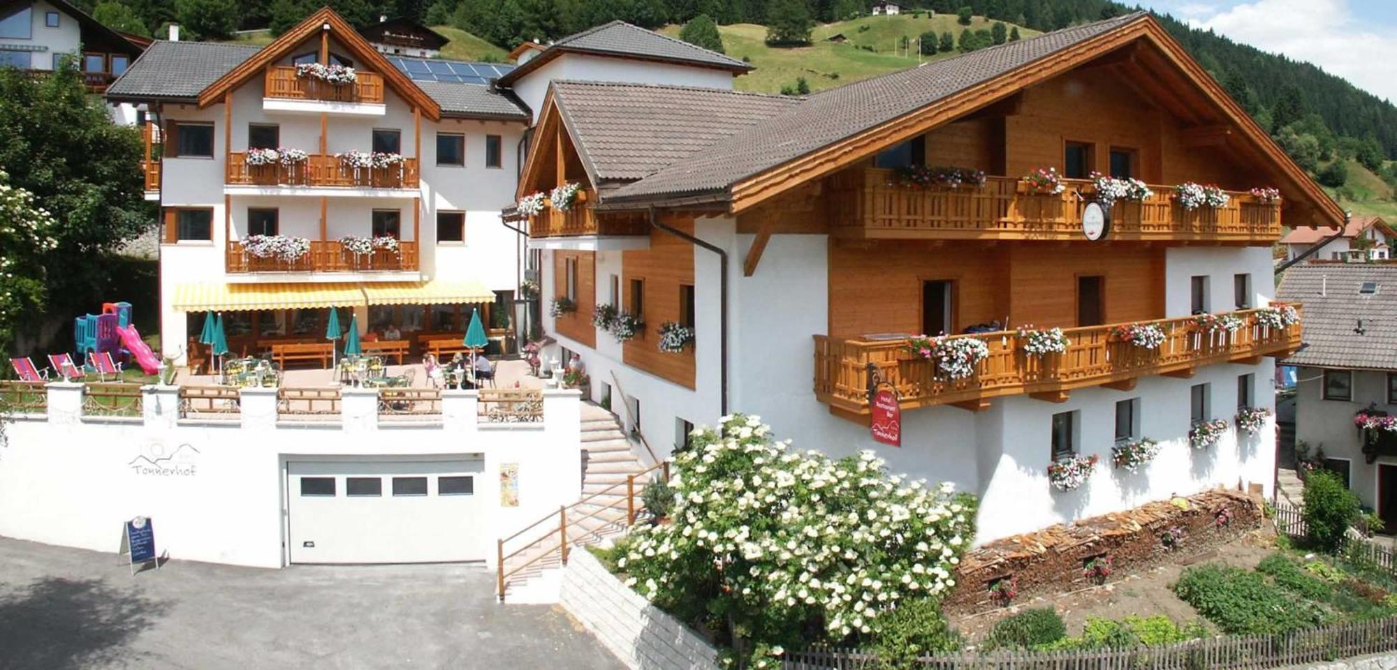 Hotel Tonnerhof Racines Exterior photo